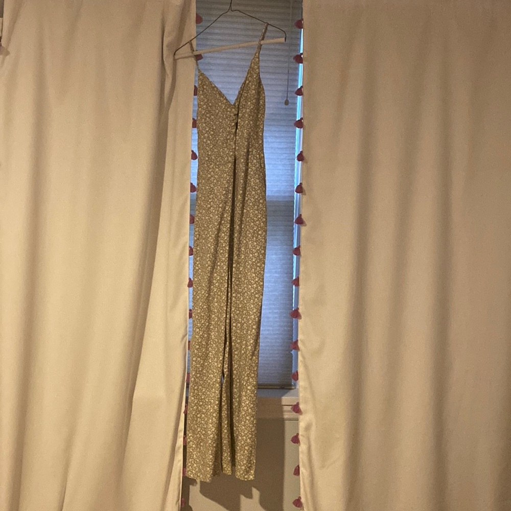 Abercrombie and Fitch Petite XS jumpsuit, worn twice!